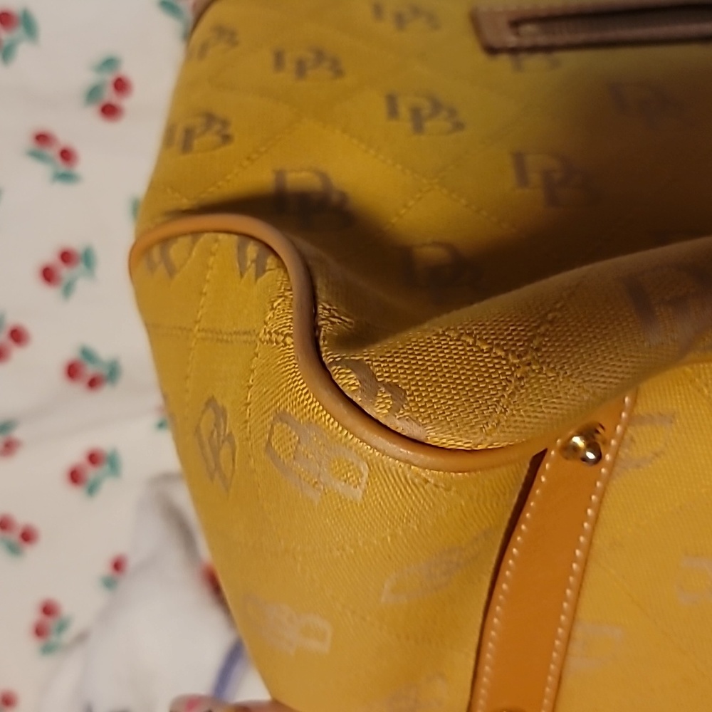 Dooney & Bourke - Picture 14 of 15